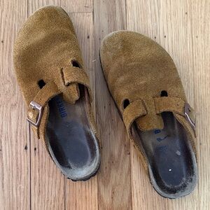 BIRKENSTOCK BOSTON SOFT FOOTBED CLOGS